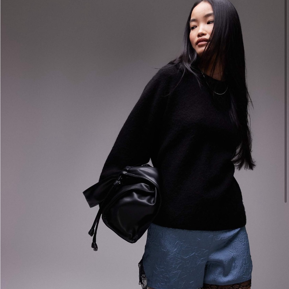 Arket Black Wool Blend Relaxed Sweater